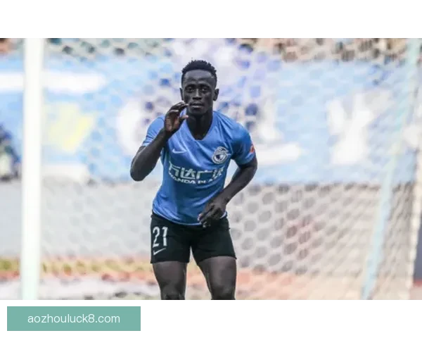 加高兹亚与谢里夫B队一比一握手言和赛场攻防激烈平分秋色精彩对决回顾